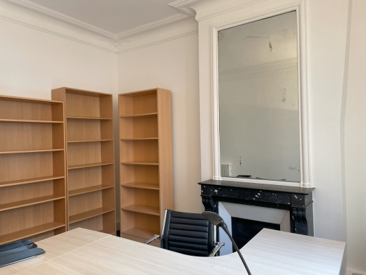 bureau 1 (2).jpg